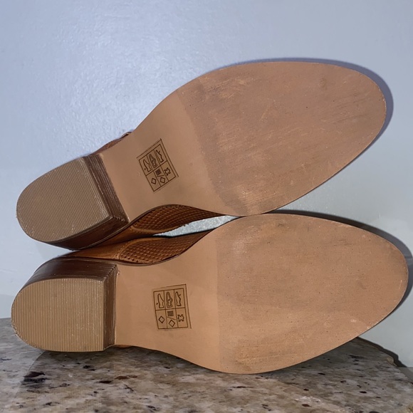 Journee Signature Women’s Shaw Leather Buckle Accent Bootie-Cognac-Size 6 - Picture 14 of 16